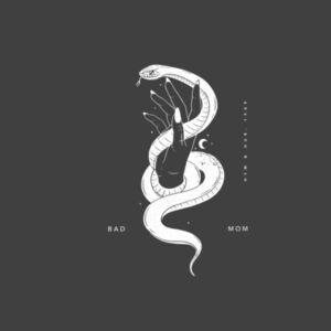 Bad Mom SERPENT acid wash tee - small design Design